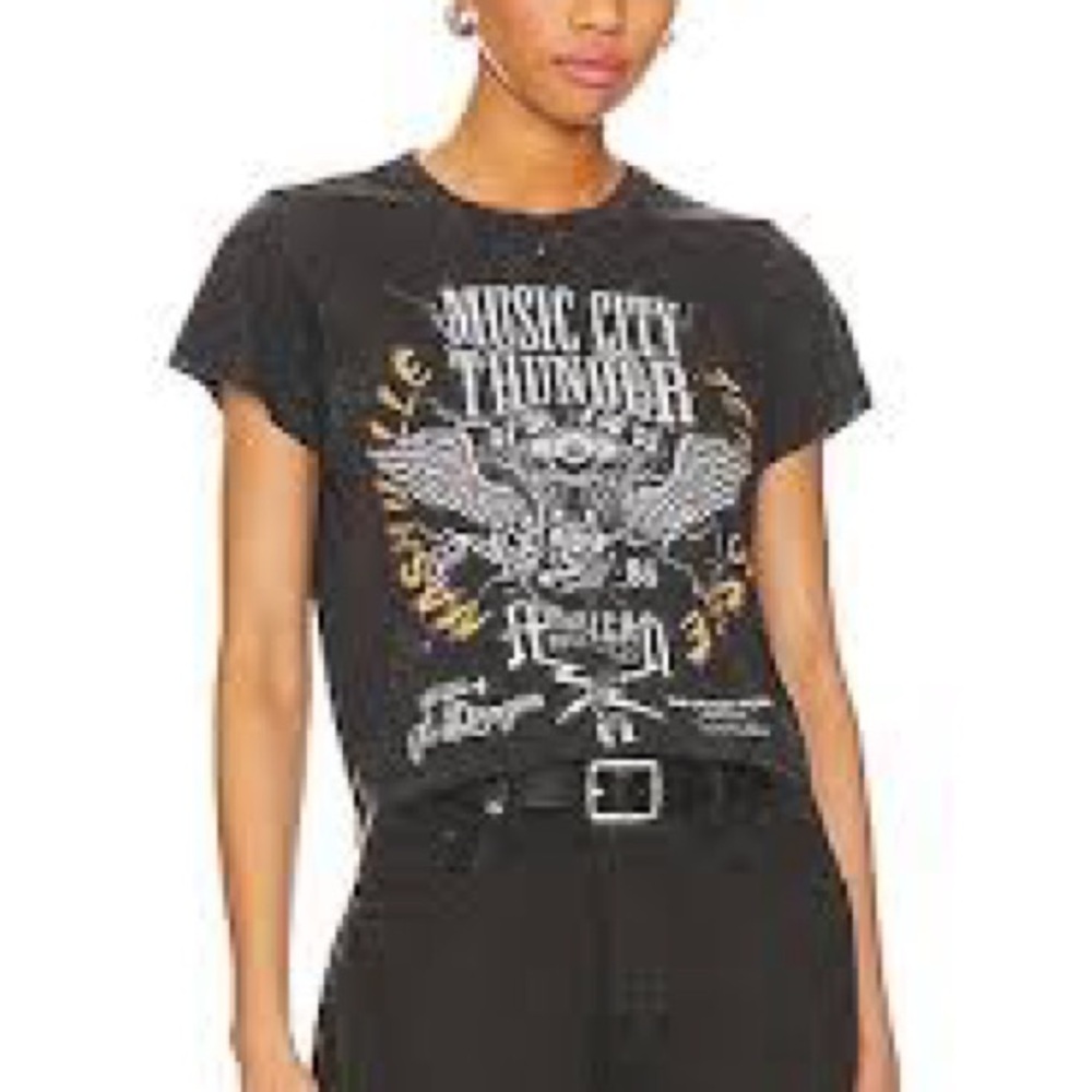 Revolve The Laundry Room Graphic Women's T-Shirt NWT XS
